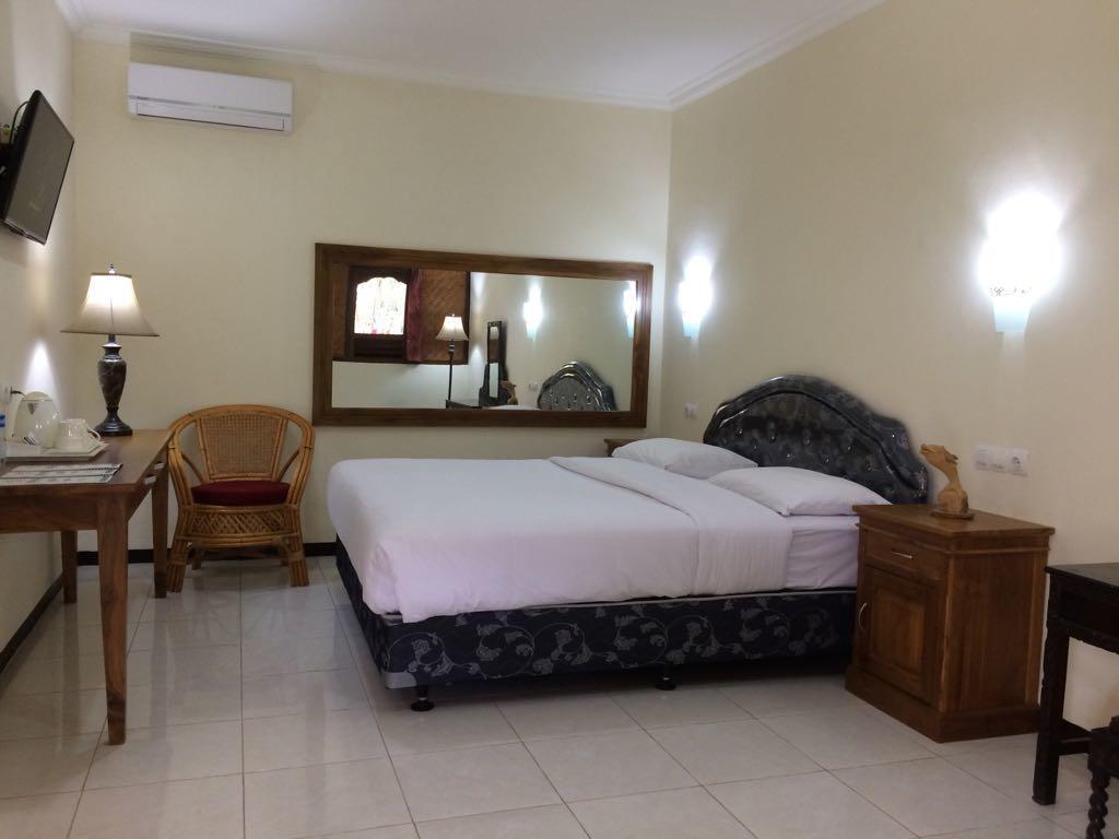 Astina Hotel Ловина Экстерьер фото